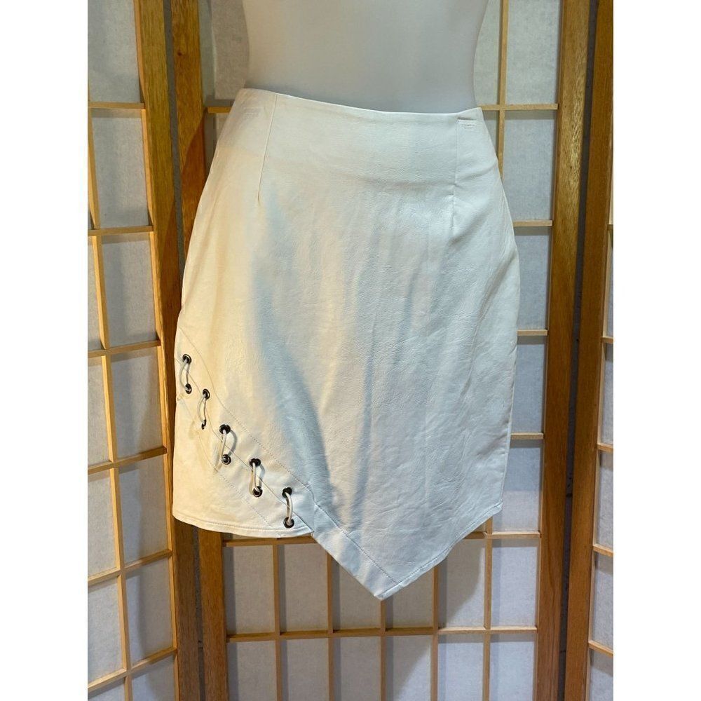 TOBI Sm Petite Asymmetrical Faux Leather Skirt